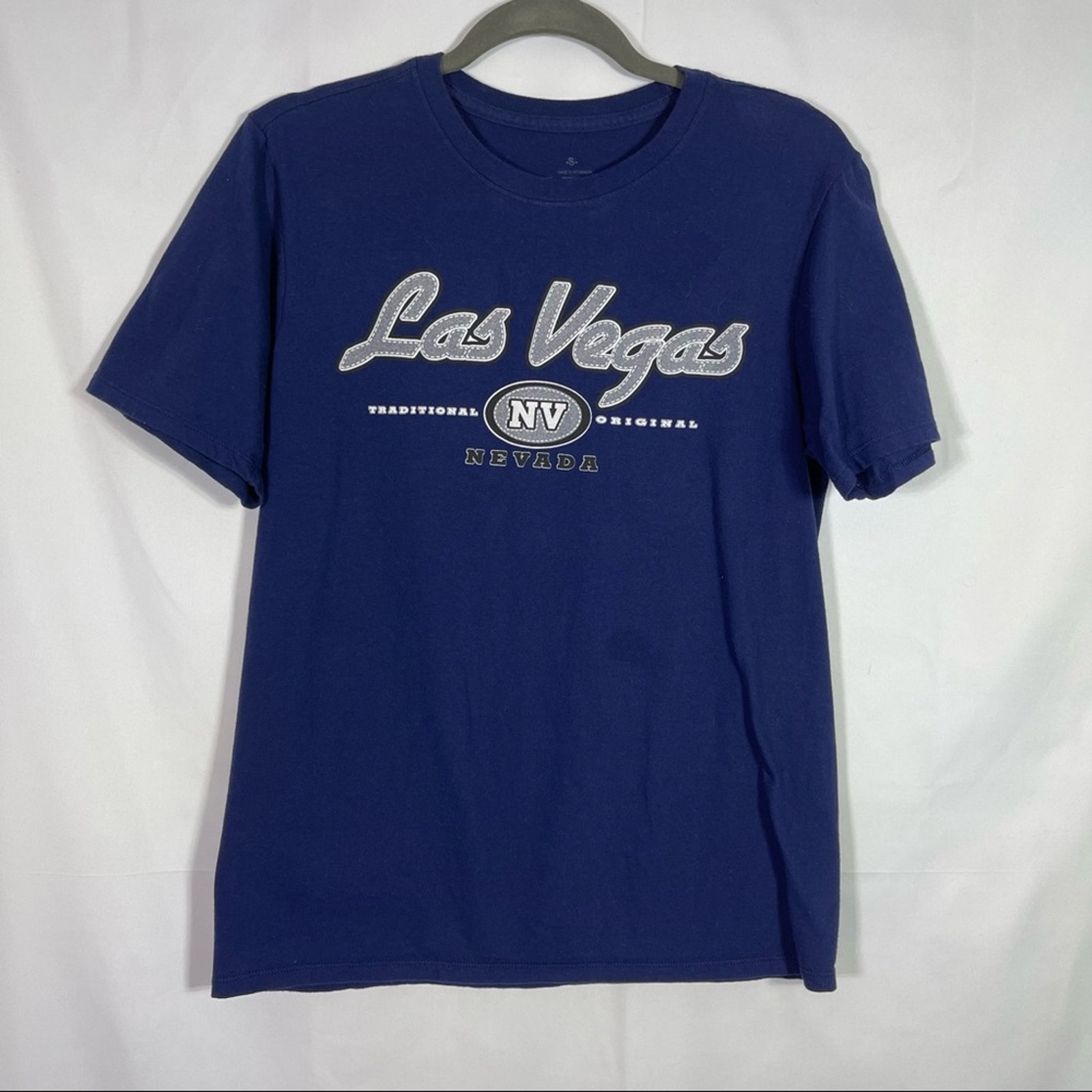 Las Vegas, Graphic T-Shirt. Size Small, Navy Blue. Excellent Condition!